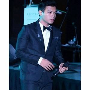 Meet your Posher, Christian